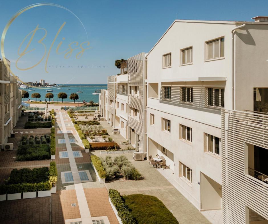 Supreme Apartment Bliss Умаг Екстериор снимка